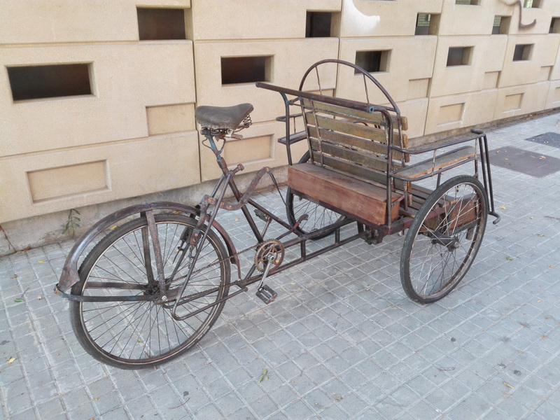 0146 rikshaw bicicleta taxi metal madera 124_5x242x98 1u